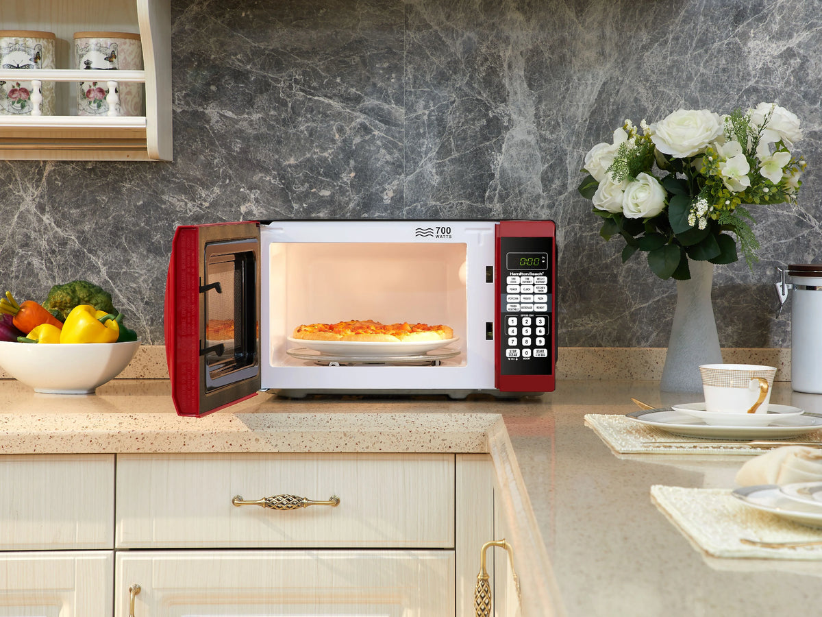 Red Microwave Oven I2982