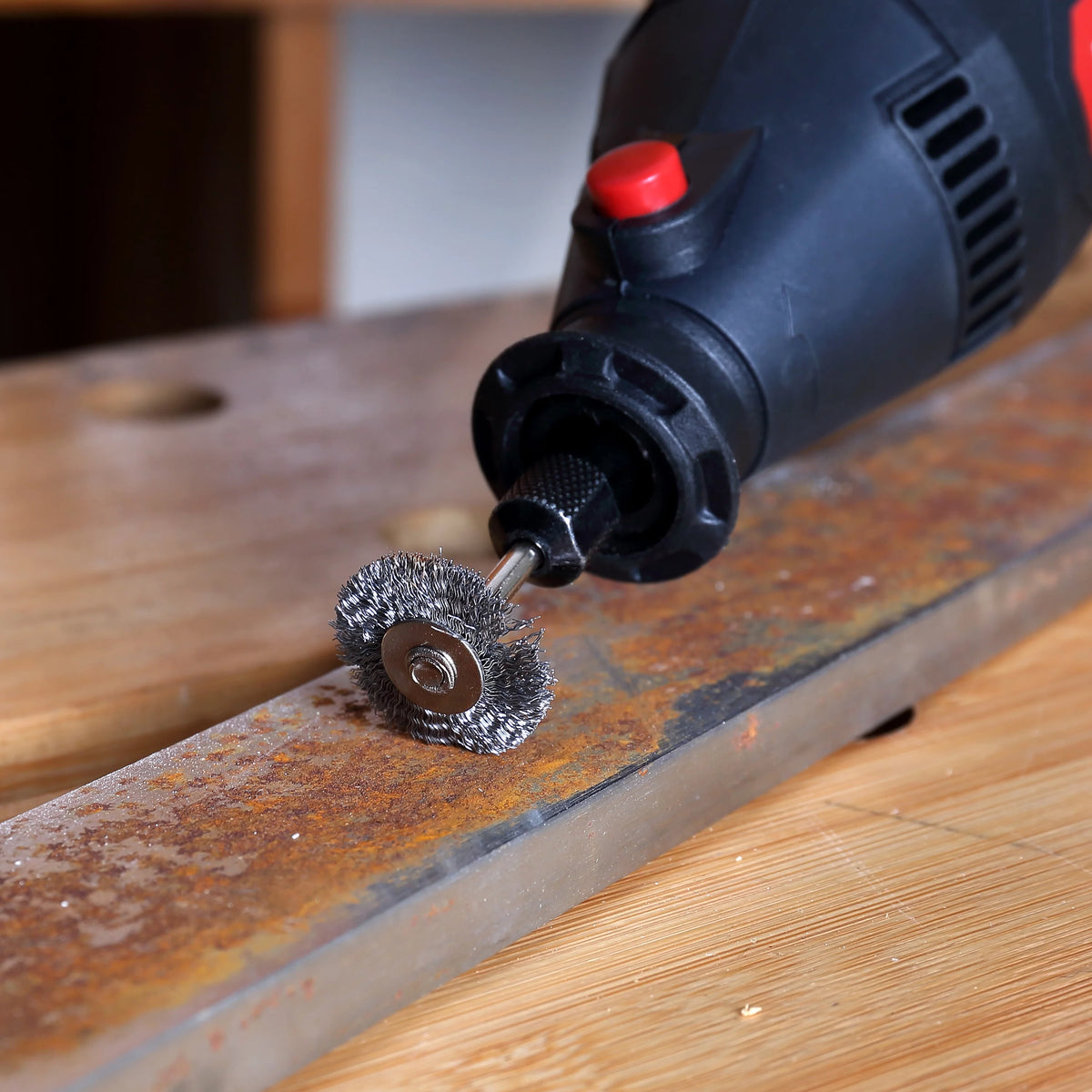 1.5 Amp Corded Rotary Tool with 105 Accessories & Storage Case E71319