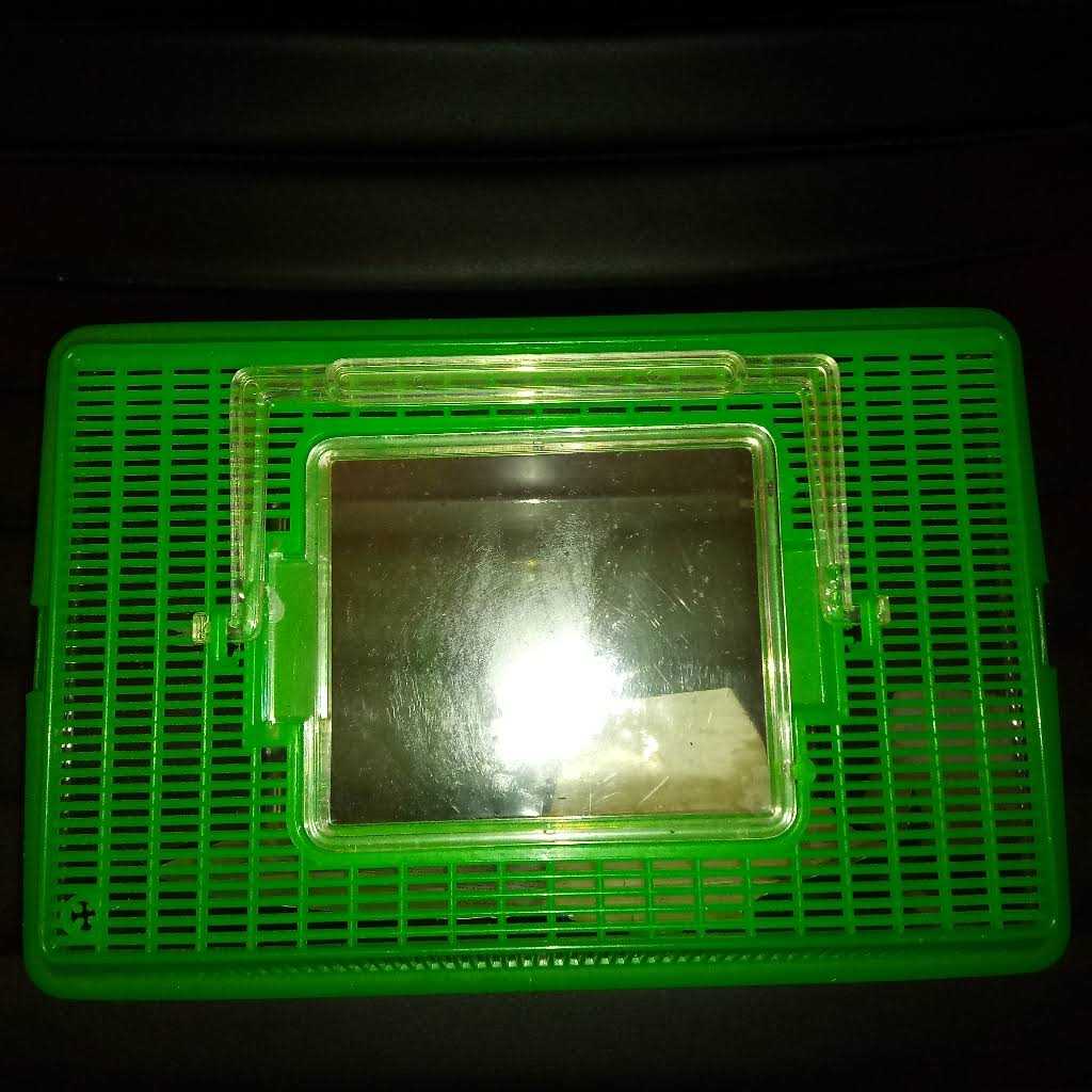 Amphibians & Fish Pet Carrier M272