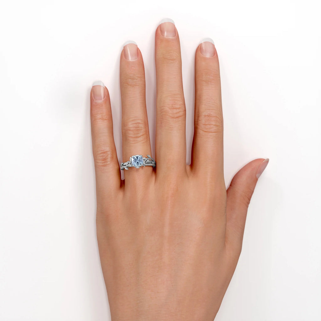 18K White Gold Plating over Silver Bridal Ring Set P102