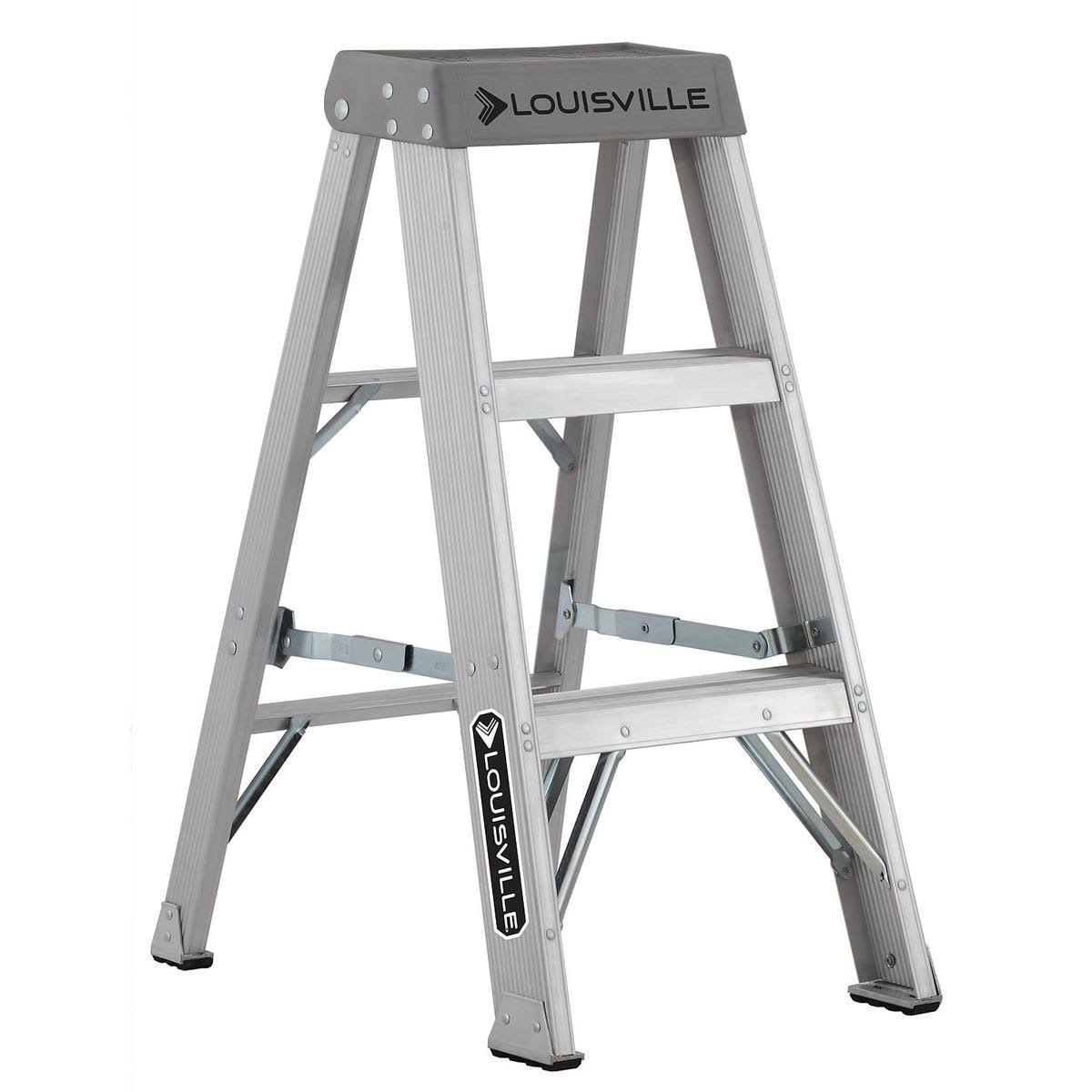 3 ft Aluminum 300 lb Capacity Stepladder B666316