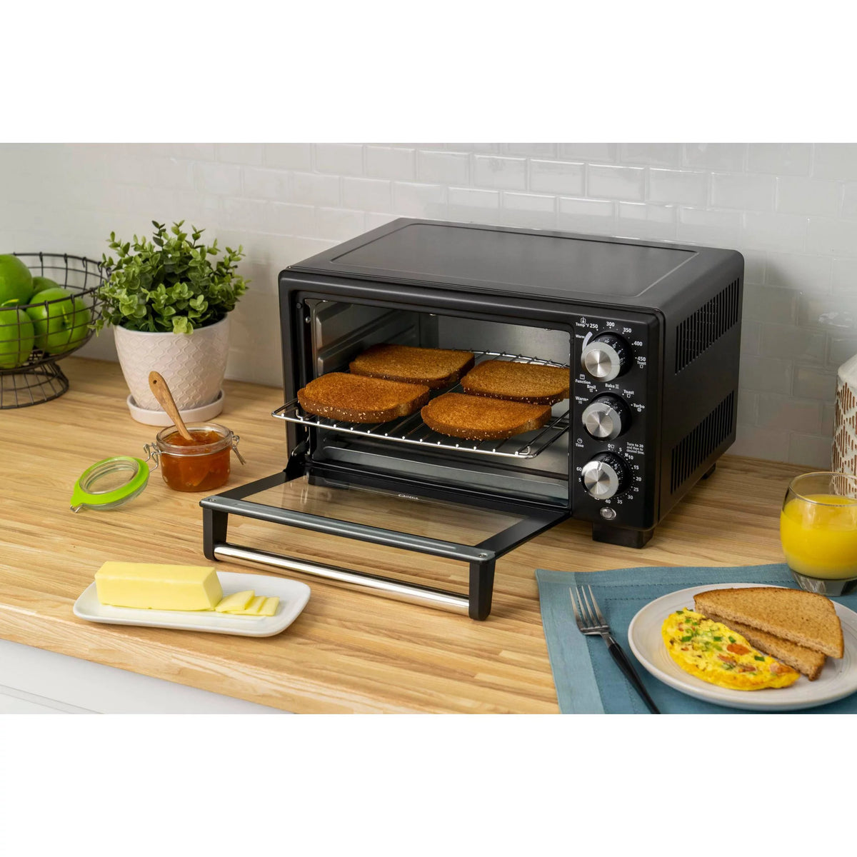 Convection 4-Slice Toaster Oven Matte Black K627